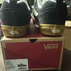 Vans Knu Skool
